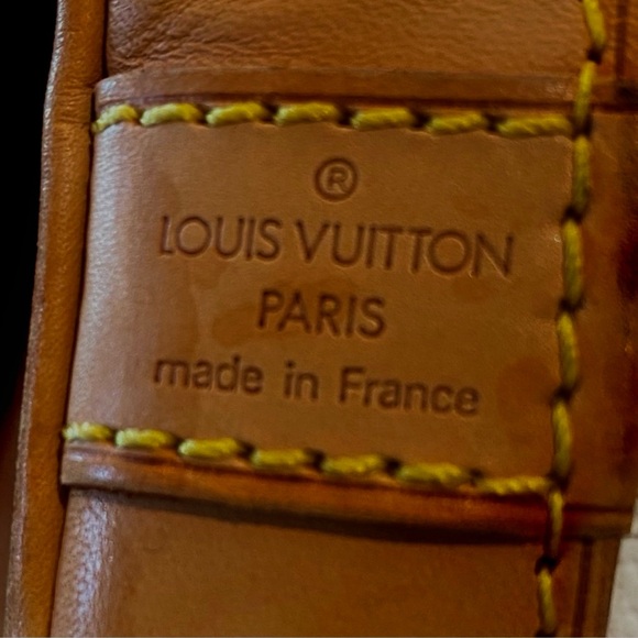 Louis Vuitton Alma Multicolor White Monogram - Picture 13 of 13
